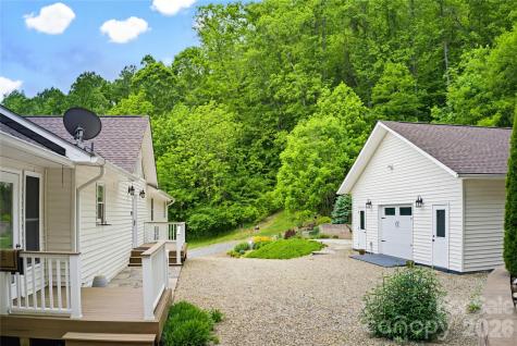 770 Discovery Place Sylva NC 28779
