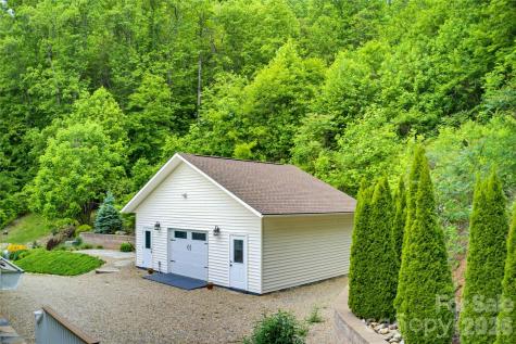 770 Discovery Place Sylva NC 28779