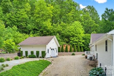 770 Discovery Place Sylva NC 28779