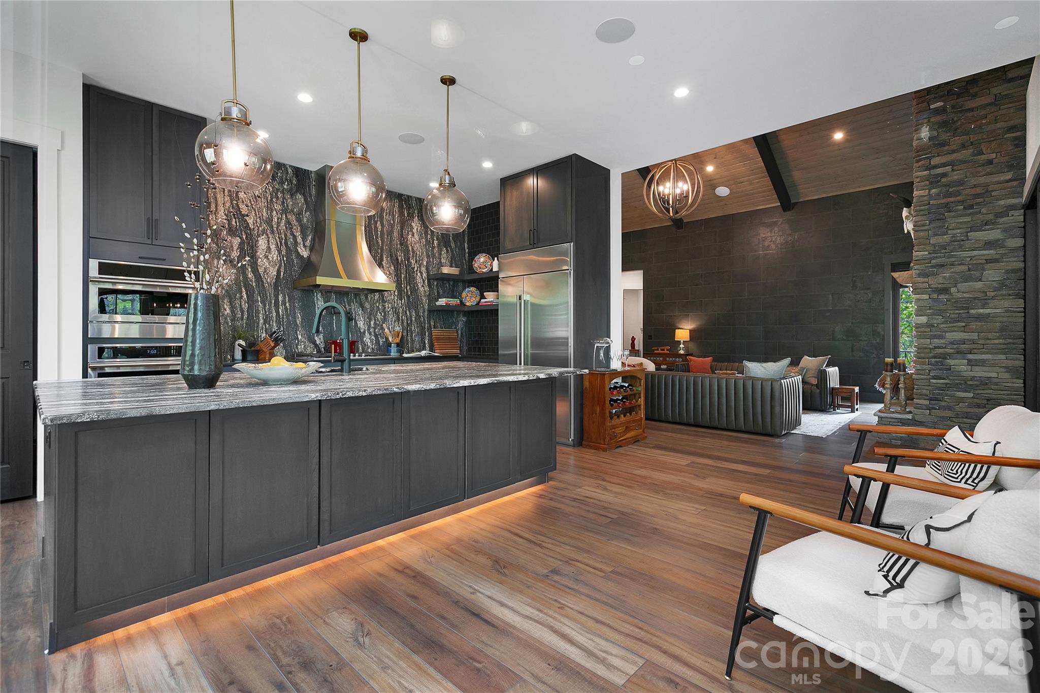 726 Ugugu Drive Brevard NC 28712