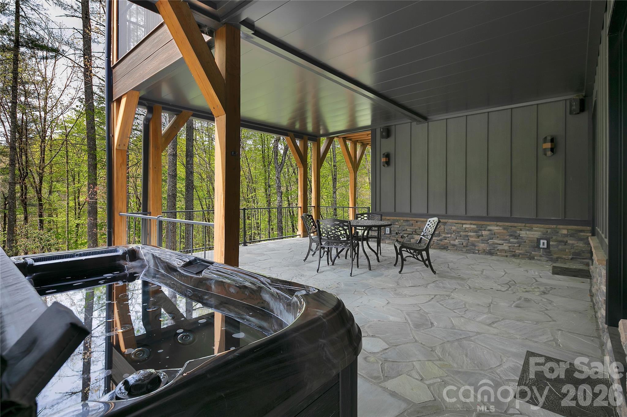726 Ugugu Drive Brevard NC 28712