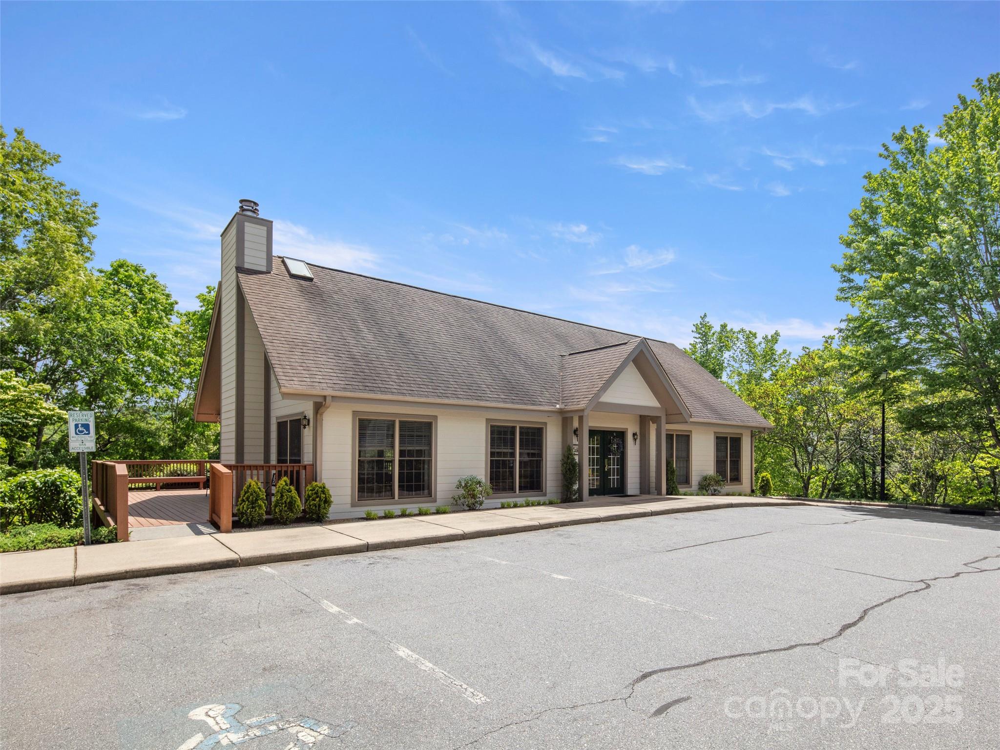 42 Pinnacle Point Drive Asheville NC 28805