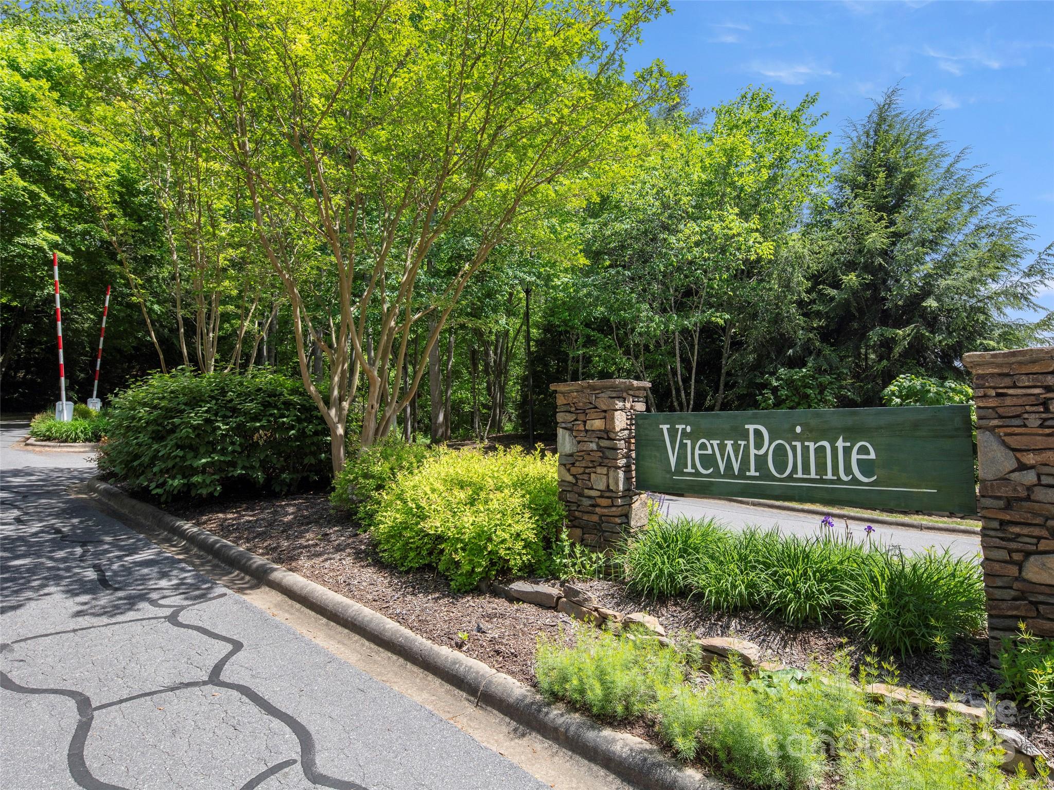 42 Pinnacle Point Drive Asheville NC 28805