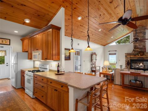 88 Brown Bear Way Waynesville NC 28786
