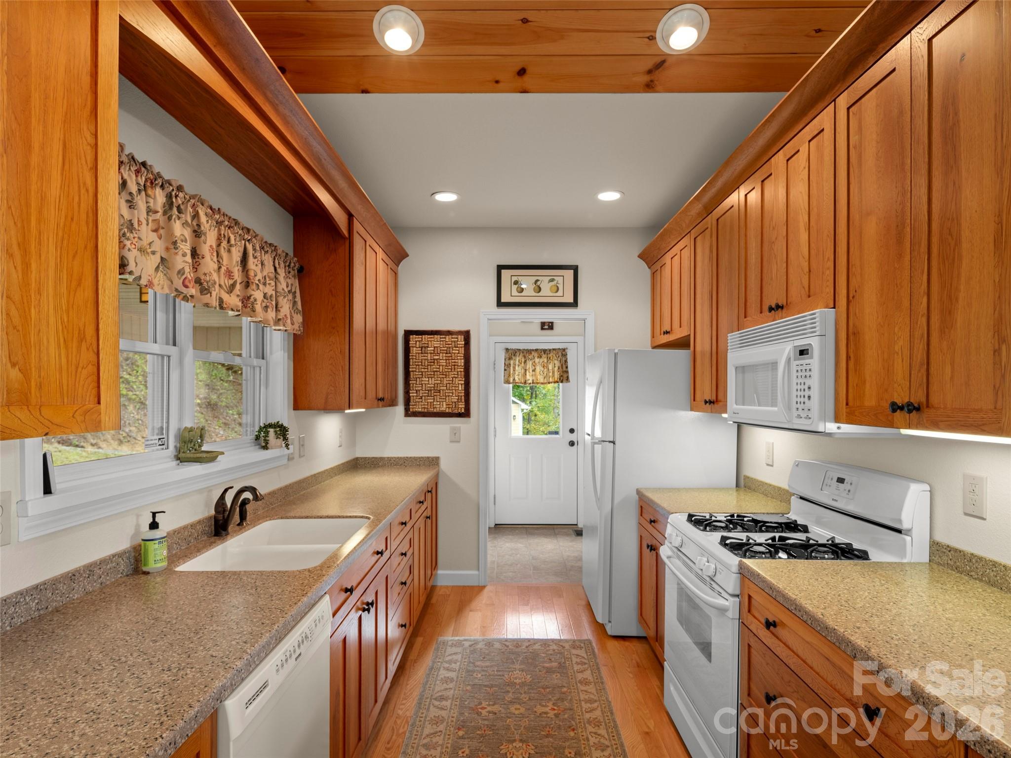 88 Brown Bear Way Waynesville NC 28786