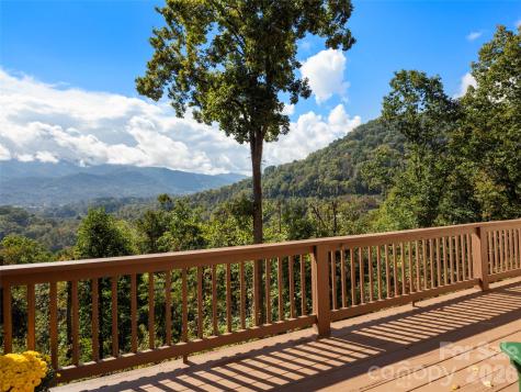 88 Brown Bear Way Waynesville NC 28786