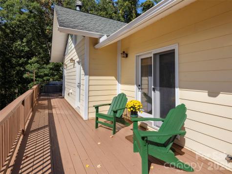 88 Brown Bear Way Waynesville NC 28786
