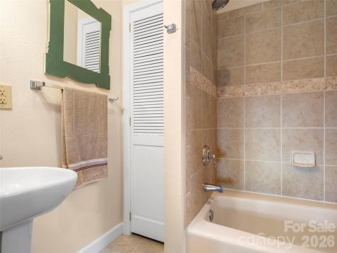 88 Brown Bear Way Waynesville NC 28786