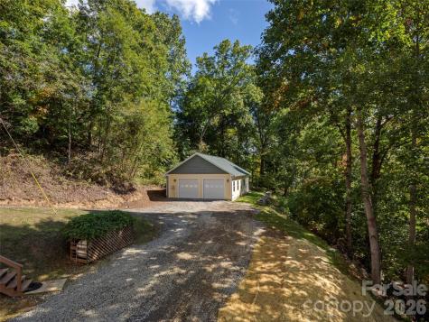 88 Brown Bear Way Waynesville NC 28786