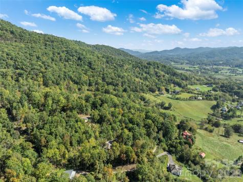 88 Brown Bear Way Waynesville NC 28786