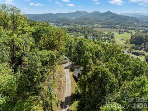 88 Brown Bear Way Waynesville NC 28786