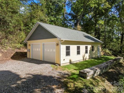 88 Brown Bear Way Waynesville NC 28786