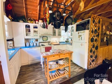 100 Crosspatch Drive Bryson City NC 28713