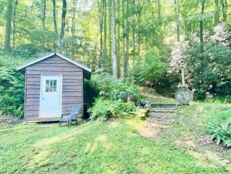 100 Crosspatch Drive Bryson City NC 28713