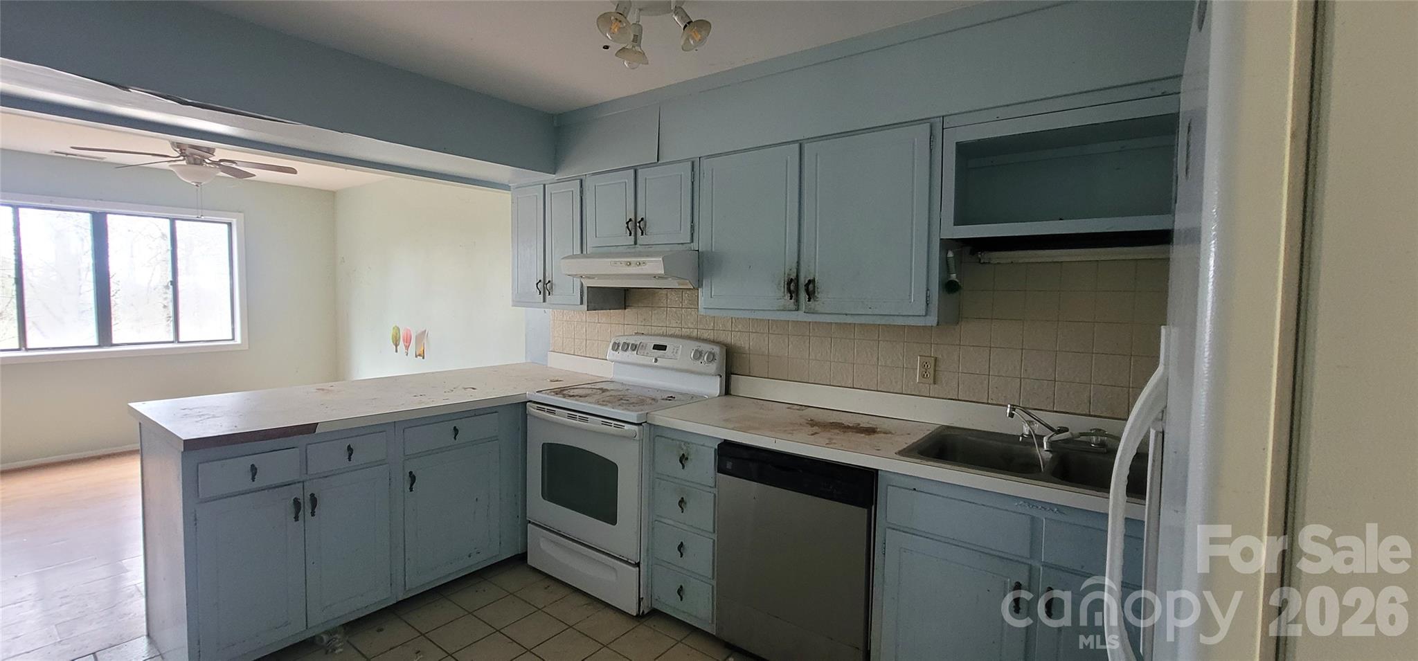 7882 Kinglet Road Connelly Springs NC 28612