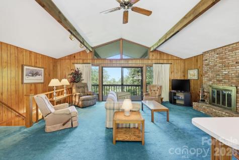 169 Sleepy Hollow Lane Canton NC 28716