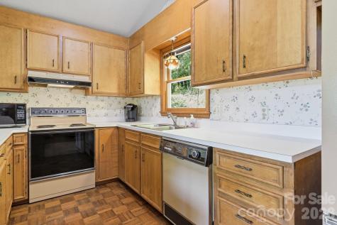 169 Sleepy Hollow Lane Canton NC 28716