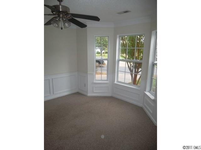 11807 Golden Maple Lane Charlotte NC 28215