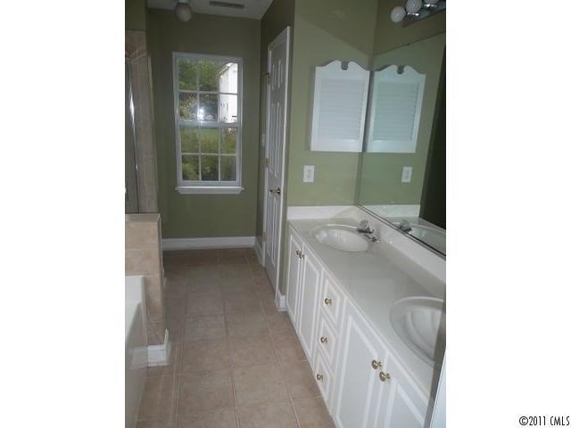 11807 Golden Maple Lane Charlotte NC 28215