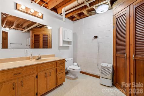 221 Hammer Hollow Drive Marion NC 28752
