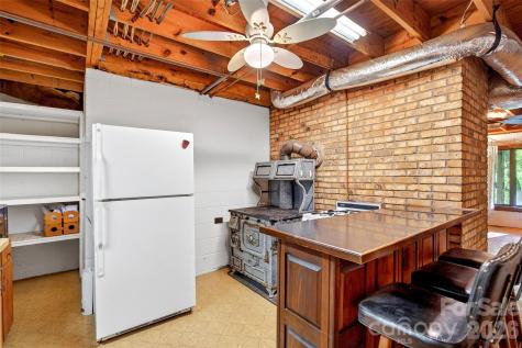 221 Hammer Hollow Drive Marion NC 28752