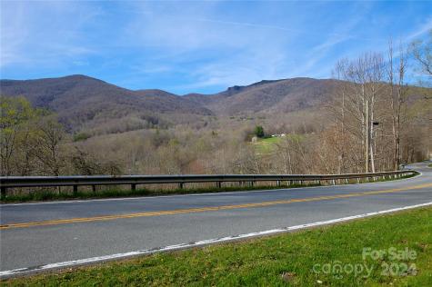 3198 Nc 261 Highway Bakersville NC 28705