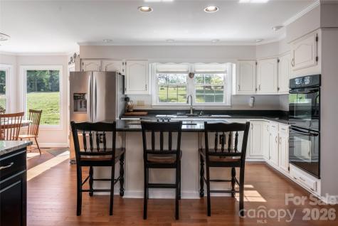 43 Tree Top Drive Arden NC 28704