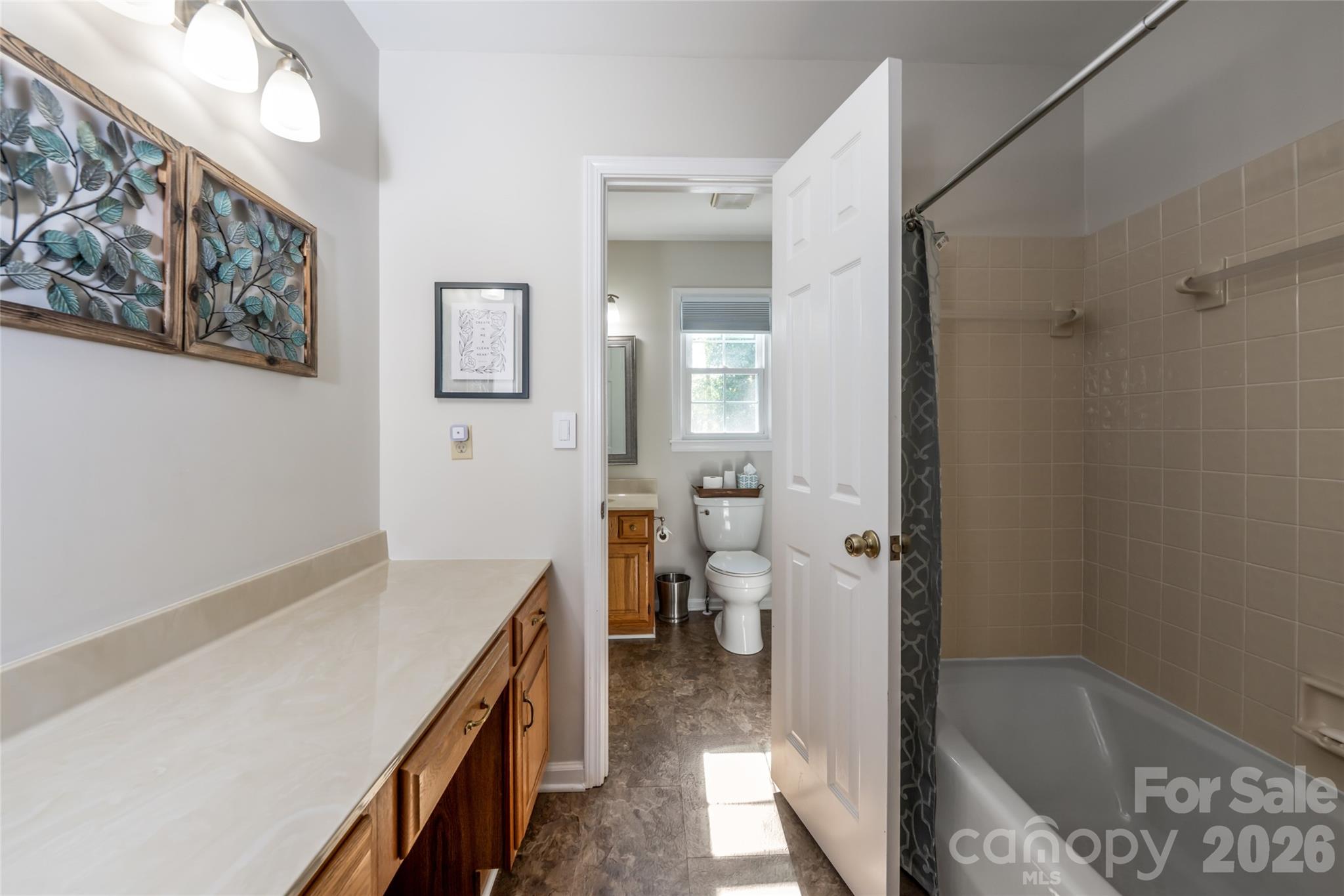 43 Tree Top Drive Arden NC 28704