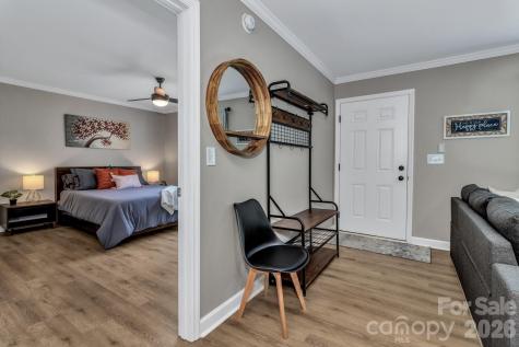21 Carolinda Lane Waynesville NC 28786