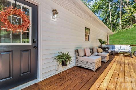 21 Carolinda Lane Waynesville NC 28786