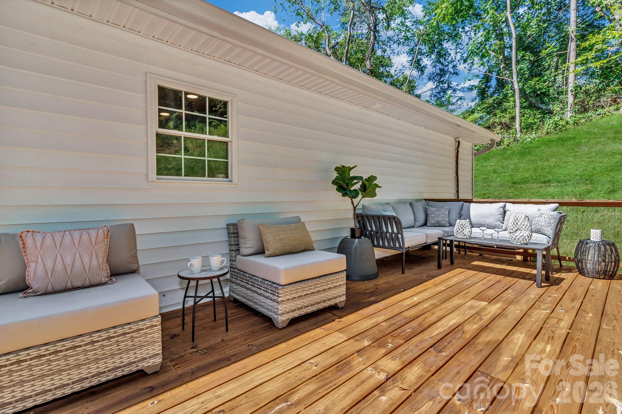 21 Carolinda Lane Waynesville NC 28786