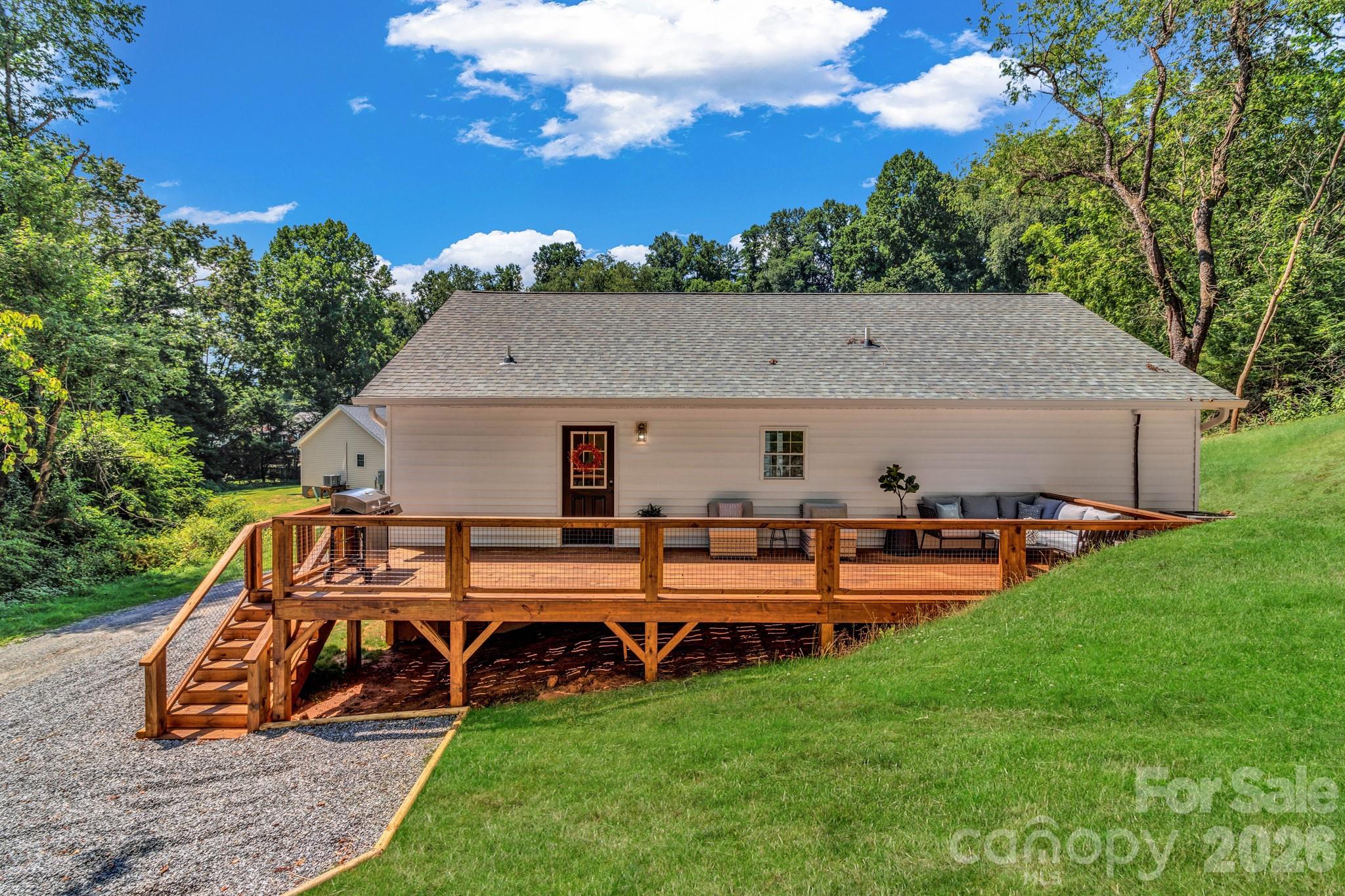 21 Carolinda Lane Waynesville NC 28786