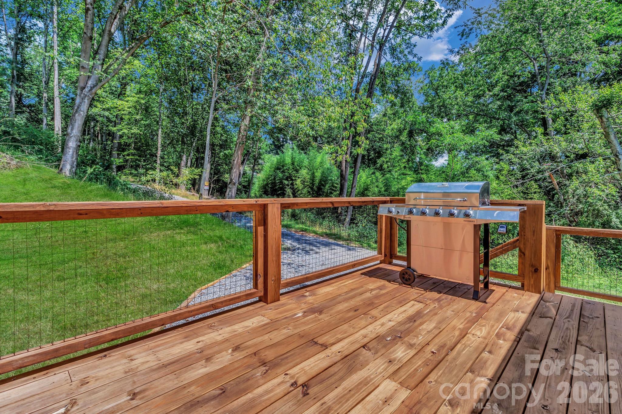 21 Carolinda Lane Waynesville NC 28786