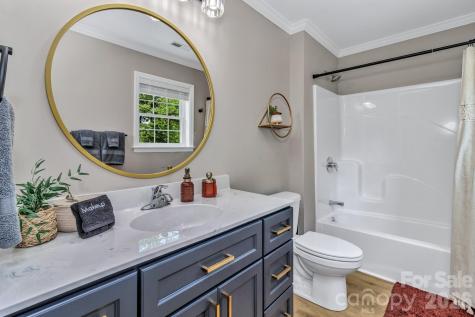 21 Carolinda Lane Waynesville NC 28786