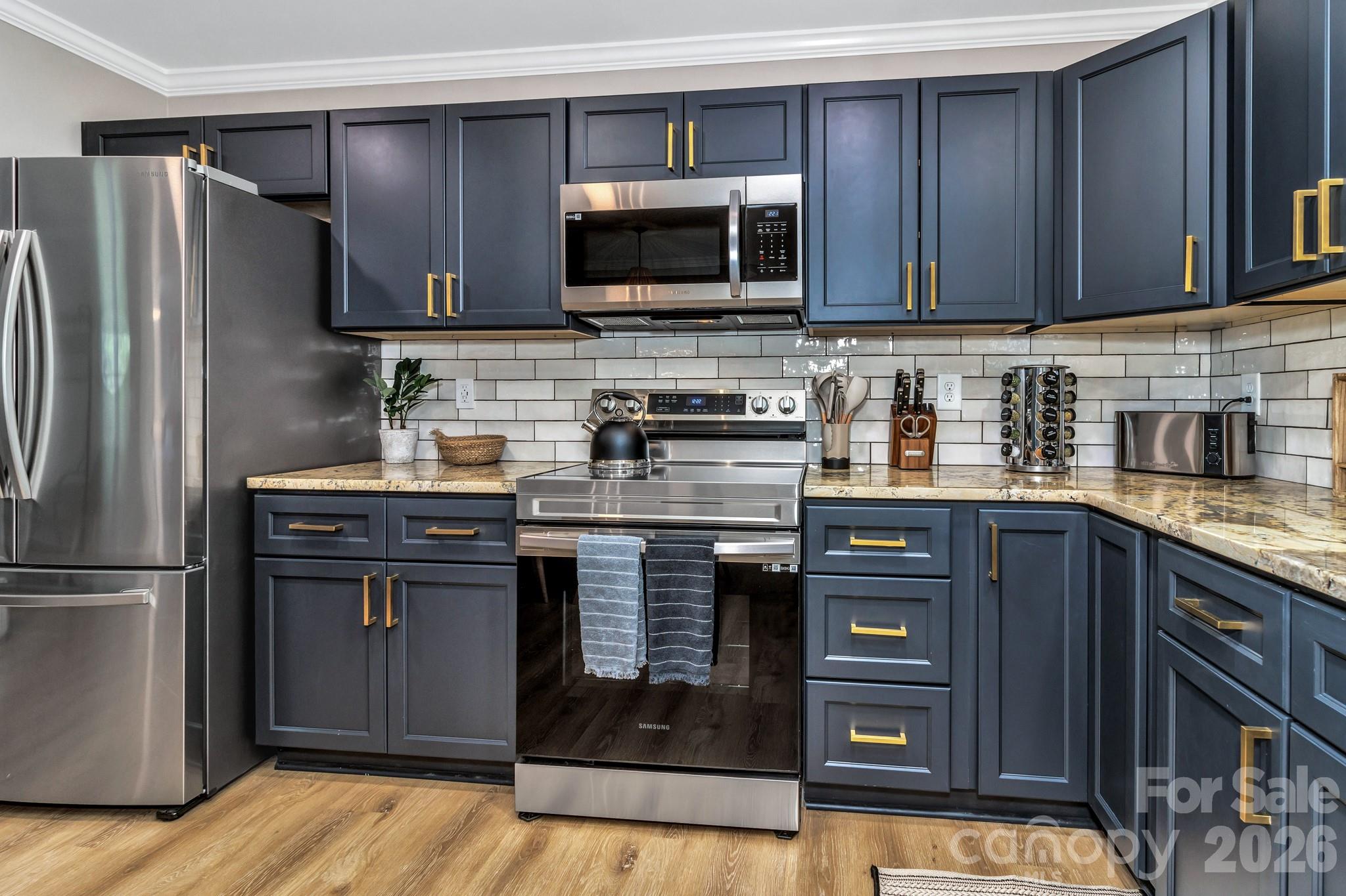 21 Carolinda Lane Waynesville NC 28786