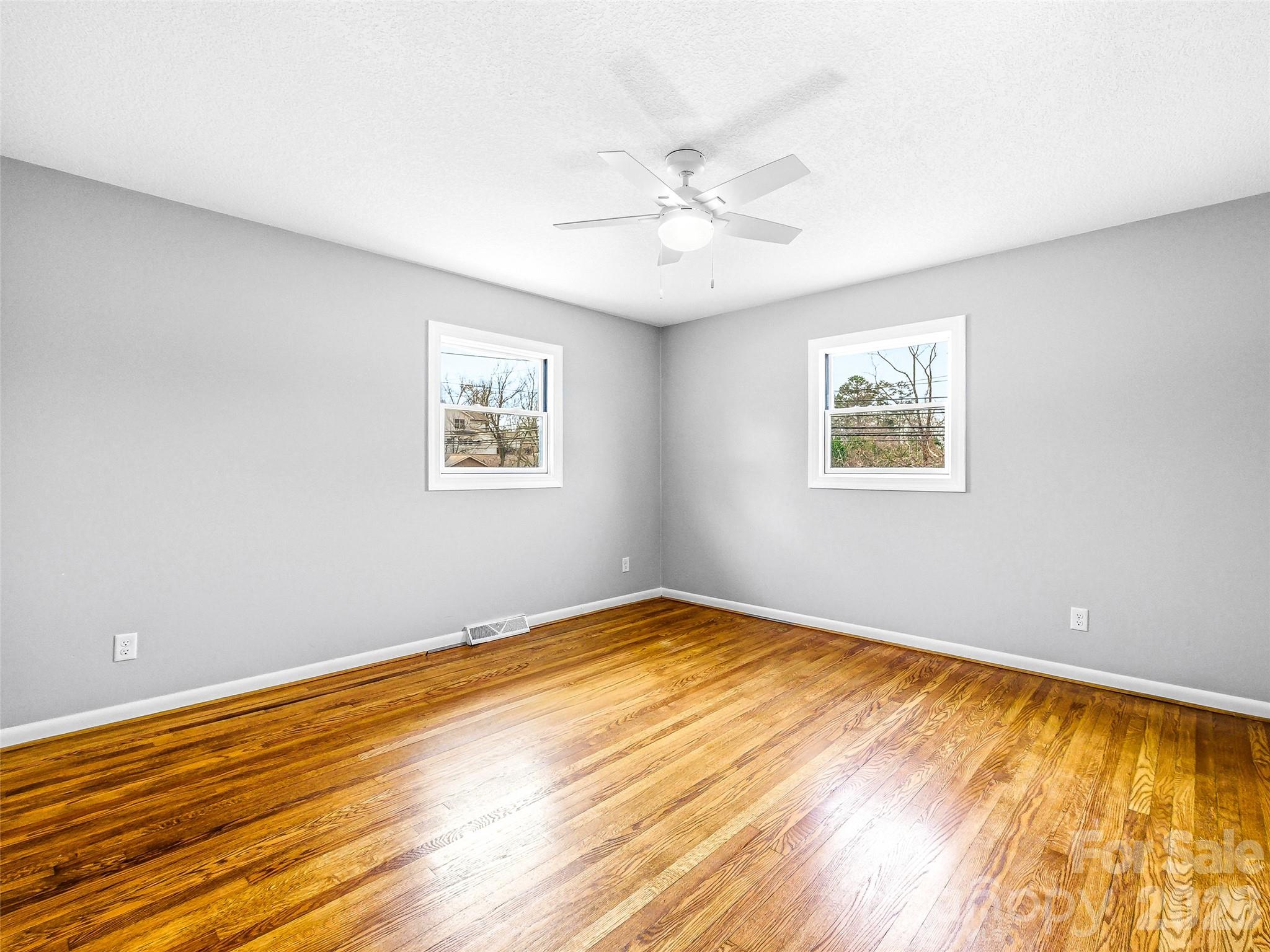 2 Oakland Street Weaverville NC 28787