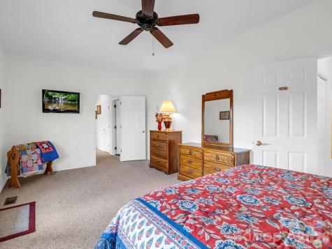 29 Spring Heights Court Hendersonville NC 28791