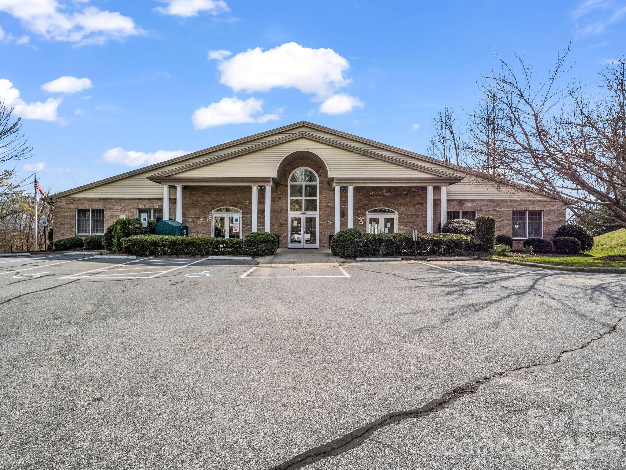 29 Spring Heights Court Hendersonville NC 28791