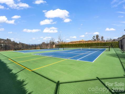 29 Spring Heights Court Hendersonville NC 28791