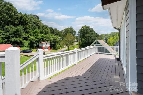 207 Jonestown Road Asheville NC 28804