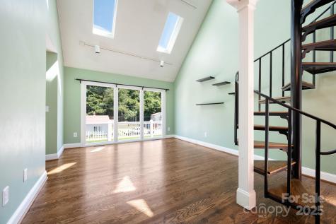 207 Jonestown Road Asheville NC 28804