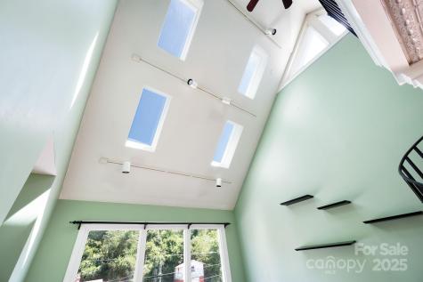 207 Jonestown Road Asheville NC 28804