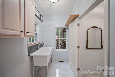21 Hope Road Weaverville NC 28787