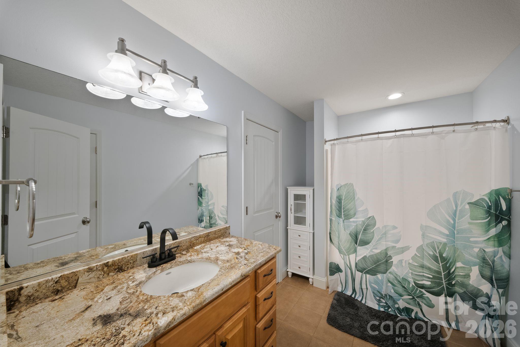 21 Hope Road Weaverville NC 28787