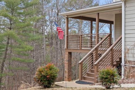21 Hope Road Weaverville NC 28787