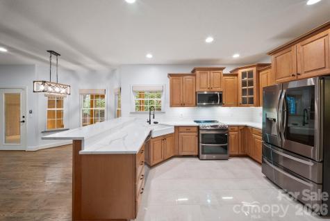 21 Hope Road Weaverville NC 28787