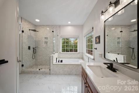21 Hope Road Weaverville NC 28787