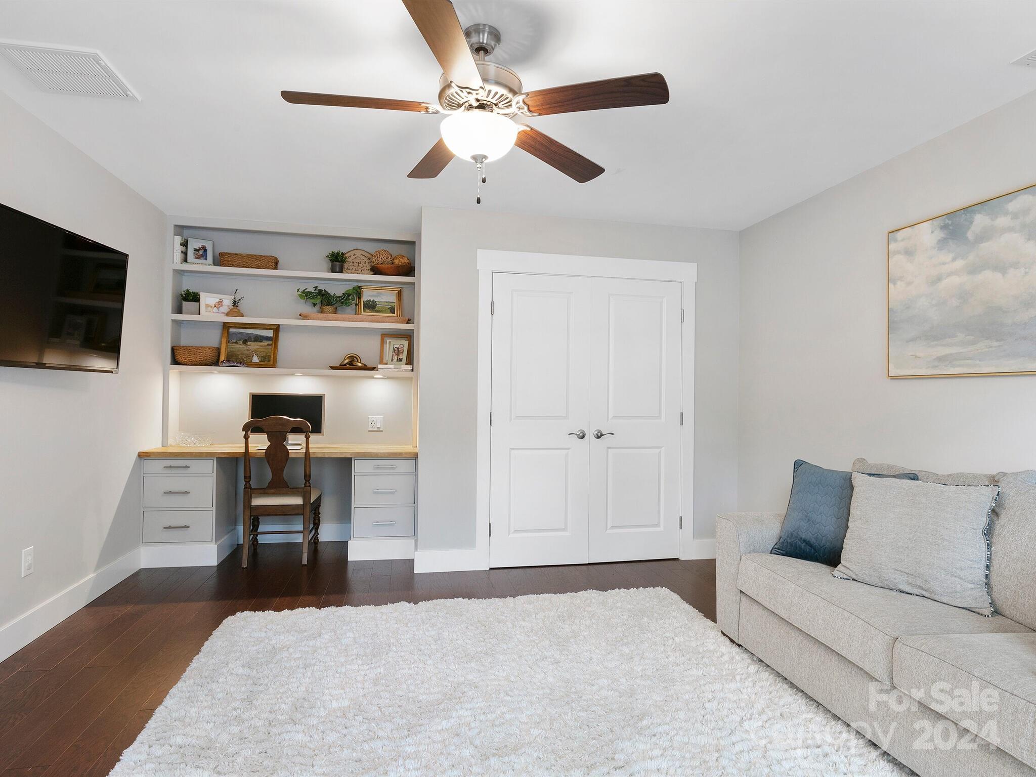 12 Woodbridge Park Drive Asheville NC 28803