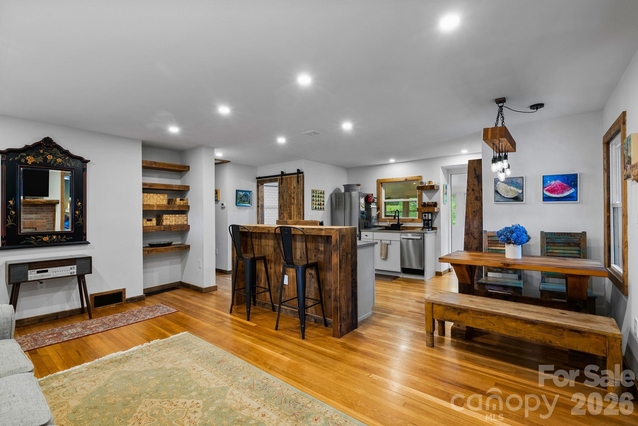 200 Aurora Drive Asheville NC 28805