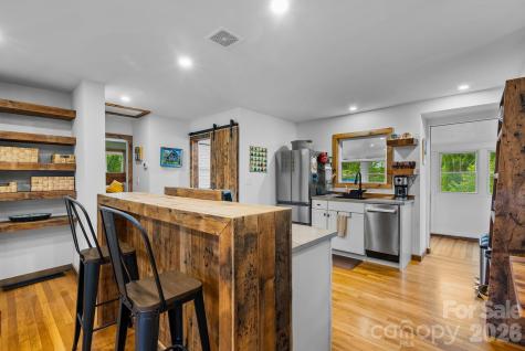 200 Aurora Drive Asheville NC 28805